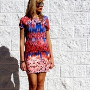 Zara Artsy Boho Abstract Retro  Fitted Neoprene